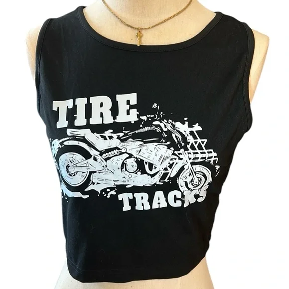 ❤️🔥5/$20ROMWE💫 SHEIN🌟Women’s Black Motorcycle Graphic Tank Top - Picture 1 of 11